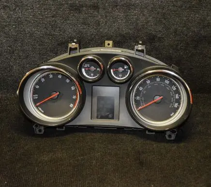 Opel Mokka Speedometer (instrument cluster) 95375164 654663731