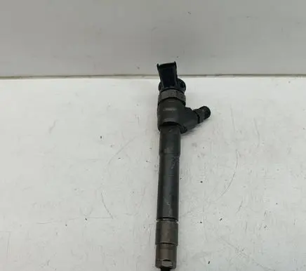 Nissan X-Trail T32 Fuel injector 0445110546