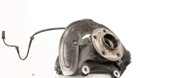 BMW X1 F48 F49 Front wheel hub 6876645