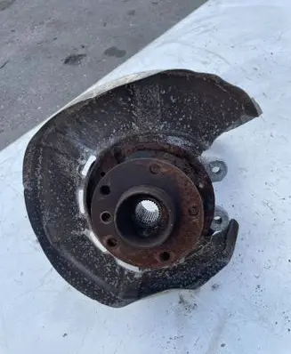 BMW 5 GT F07 Rear wheel hub spindle/knuckle 6797308