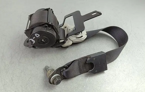 KIA Sorento IV Third row seat belt 898205500WK T220208S372