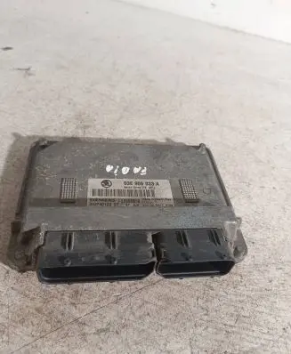 Skoda Fabia Mk1 (6Y) Engine control unit/module 03E906033A 5WP4012007