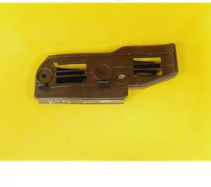 Volkswagen PASSAT B5.5 Front bumper mounting bracket 3B0807184E
