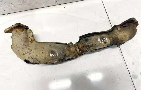 Subaru Impreza III Exhaust manifold