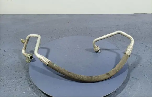 Air conditioning (A/C) pipe/hose