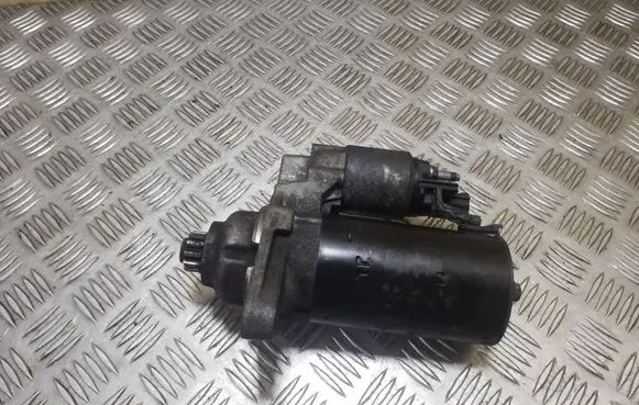 Volkswagen Golf VI Starter motor