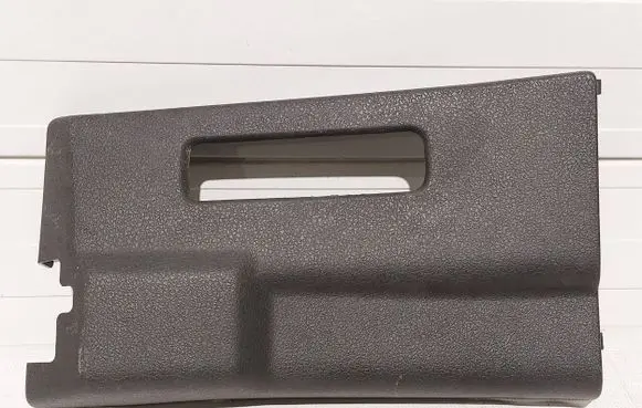 Ford F150 Seat belt trim 9L341825515