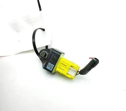 Toyota Hilux (AN120, AN130) Airbag deployment crash/impact sensor 898370K010