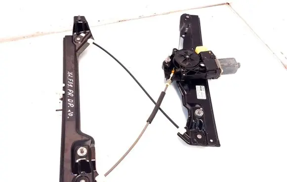 BMW X2 F39 Front door window regulator with motor 7420392 4WWA044 19414210