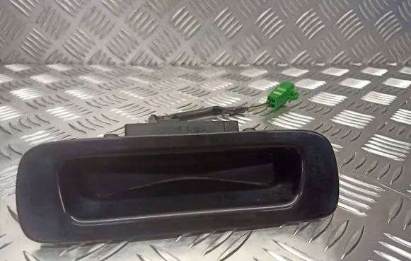 Suzuki Swift I Tailgate/trunk/boot exterior handle 82851-62JA