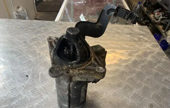Nissan Qashqai Starter motor 23300JG70A