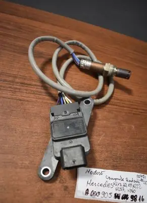 Mercedes-Benz E W213 Exhaust gas temperature sensor A0009059816 A000905981655