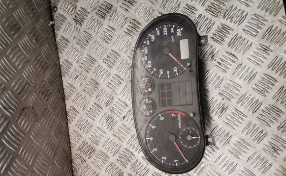 Audi A3 S3 8L Speedometer (instrument cluster)