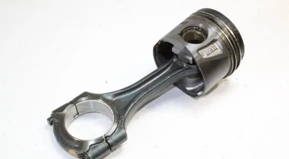 Mercedes-Benz B W245 Piston A6400300517 A6400300320