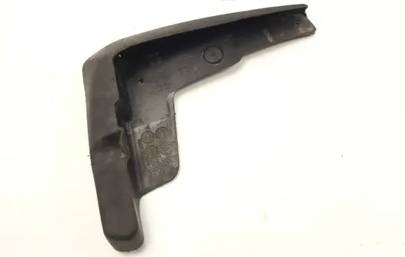 Toyota Prius+ (ZVW40) Front mudguard PU06047115F1 PU06047111F1