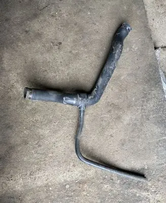 Audi A6 S6 C4 4A Coolant pipe/hose 