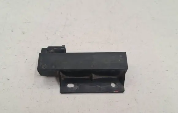 Fiat Freemont Aerial antenna amplifier 68068148AA