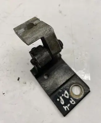 Audi A4 S4 B5 8D Front door upper hinge 8D0831402B
