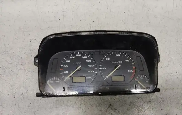 Volkswagen Golf III Speedometer (instrument cluster) 88311188 1H6919033M 87001261