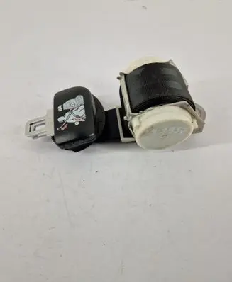 Volkswagen Touran II Rear seatbelt 33058836B