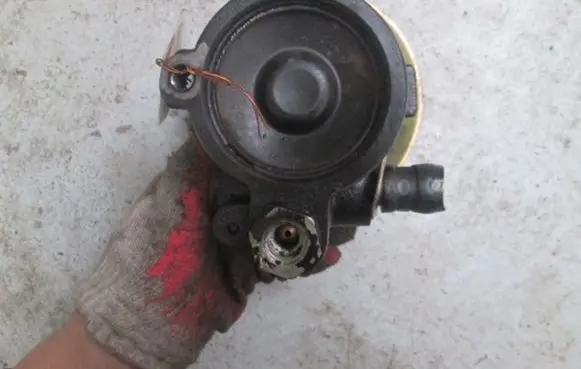 Renault Espace II Power steering pump
