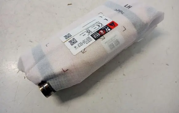Nissan Qashqai J12 Seat airbag 985H16UA0B