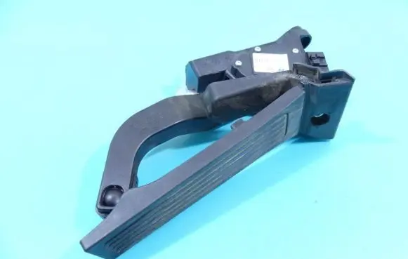 Hyundai i40 Accelerator throttle pedal HBH0372C-3Z000 IMPRK1326612