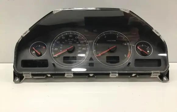 Volvo XC90 Speedometer (instrument cluster) 30746111