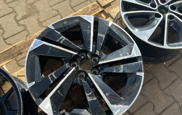 Peugeot 408 P54 R19 alloy rim 9844304580
