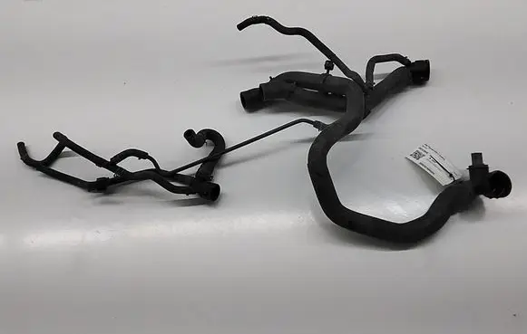 Volkswagen Tiguan Brake vacuum hose/pipe 04E121064E