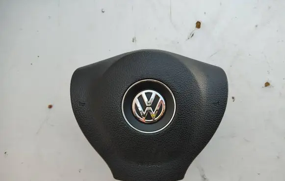 Volkswagen PASSAT CC Steering wheel airbag 3C8880201E