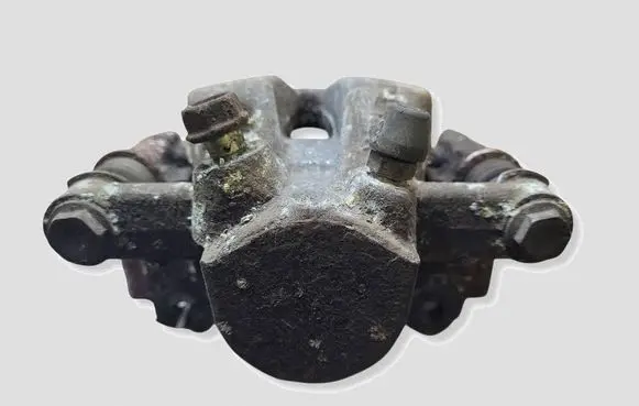 Toyota Corolla Verso AR10 Rear brake caliper