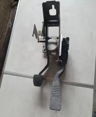 Chevrolet Captiva Accelerator throttle pedal 6G9Q60011AC 66990606