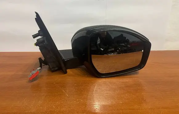 Land Rover Discovery Sport Front door electric wing mirror 21115002