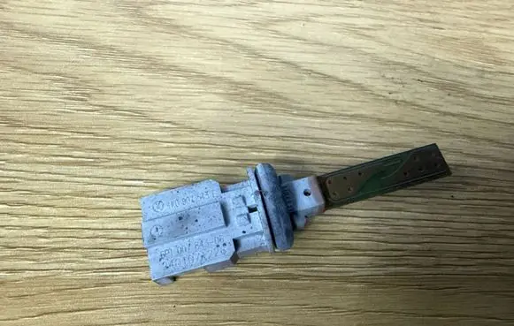 Volkswagen PASSAT B6 Interior temperature sensor 6PT00784306 1K0907543E 2401071226