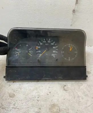 Mercedes-Benz Sprinter W901 W902 W903 W904 Speedometer (instrument cluster) 0005425301
