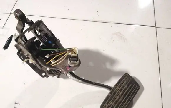 Honda Civic Brake pedal 