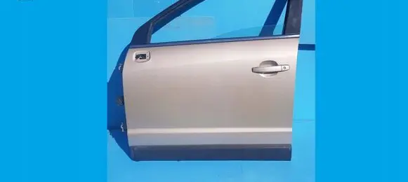 Opel Antara Front door