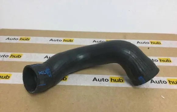 Bentley Flying Spur Intercooler pipe mounting bracket 3W0145838D