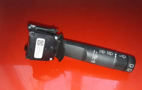 Chevrolet Cruze Wiper control stalk 20941131 12180420517