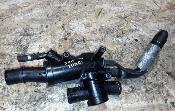 Thermostat/thermostat housing