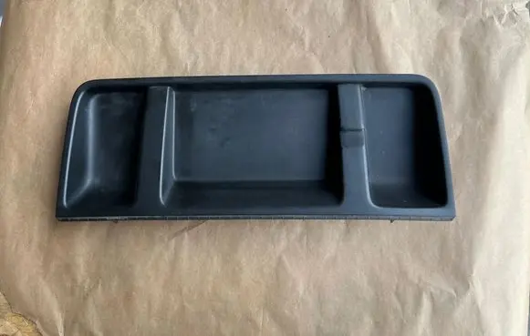 Volkswagen Transporter - Caravelle T5 Dash center air vent grill 7E0857922B