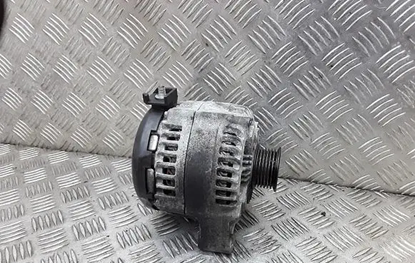 BMW 4 F36 Gran coupe Generator/alternator 1042106721