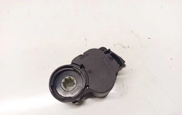 Peugeot RCZ Air flap motor/actuator t1002120v