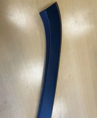 Fender trim (molding)