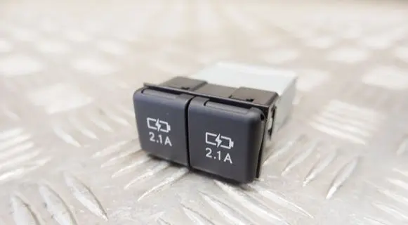 USB socket connector