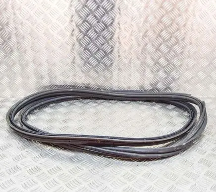 Opel Mokka Trunk rubber seal (body) 