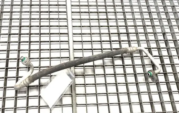 KIA Sportage Air conditioning (A/C) pipe/hose 97762-2Y500