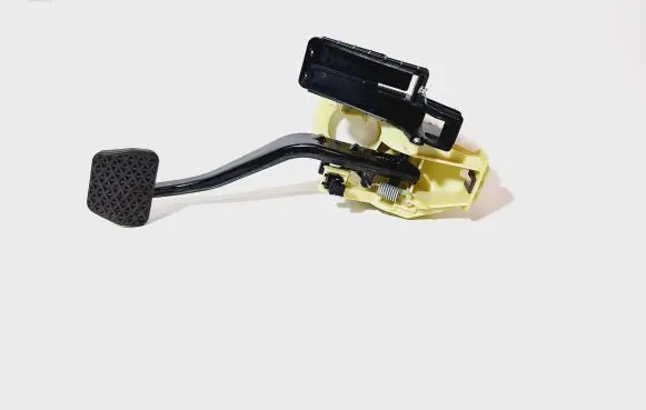 BMW 7 F01 F02 F03 F04 Brake pedal 9144253 352111601212 11601212