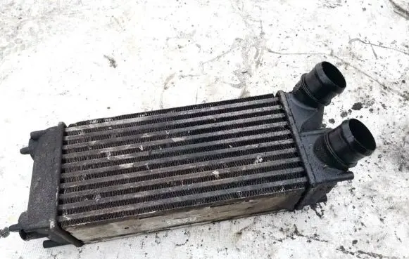 Citroen C4 I Picasso Intercooler radiator 9656503980